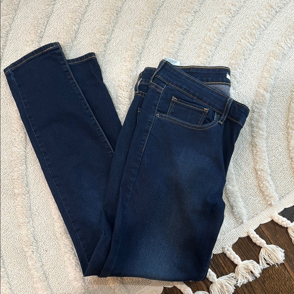 Levi's Dark Blue Ankle Cropped Jeans